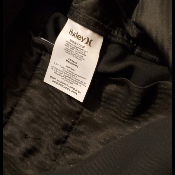 Mens Hurley flat front shorts - Picture 5 of 5